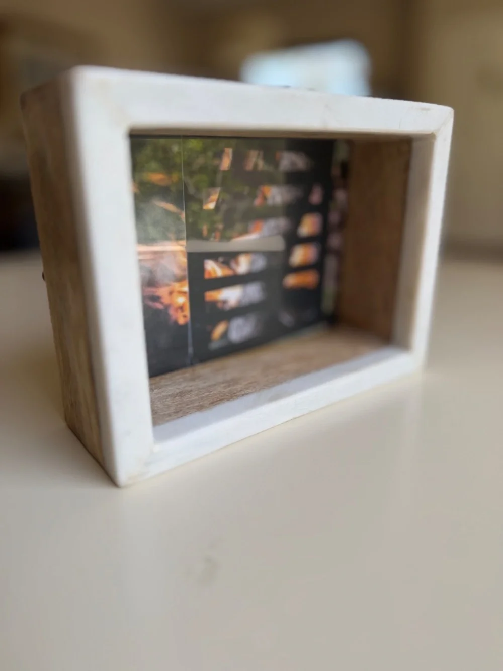 Box Style Wood and Marble Picture frame – 5”x7” photo